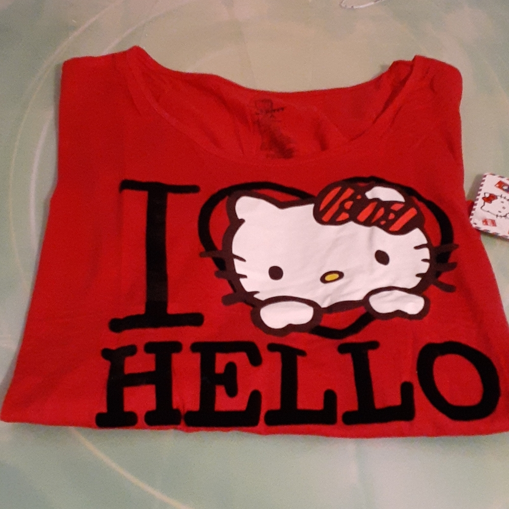 Red tee